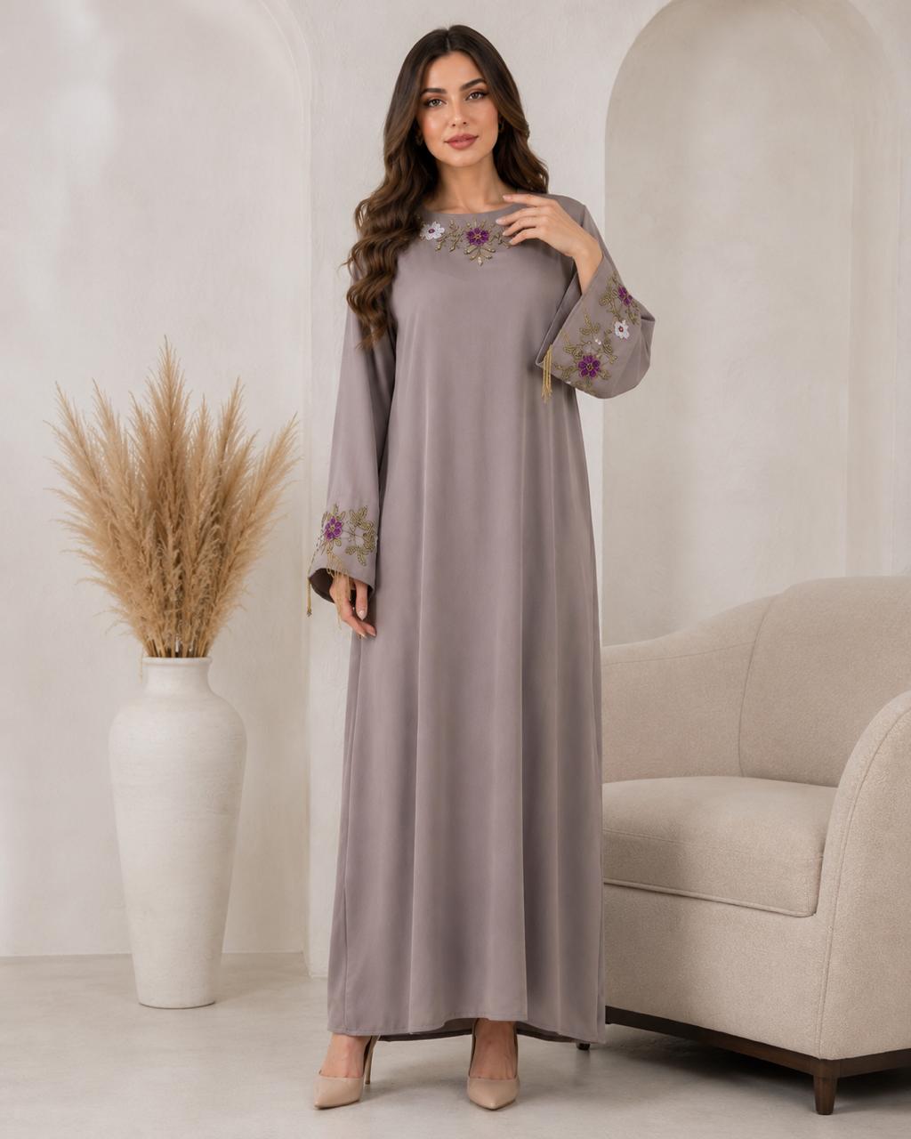 Modern kaftan crafted from soft – Volvora Fashion